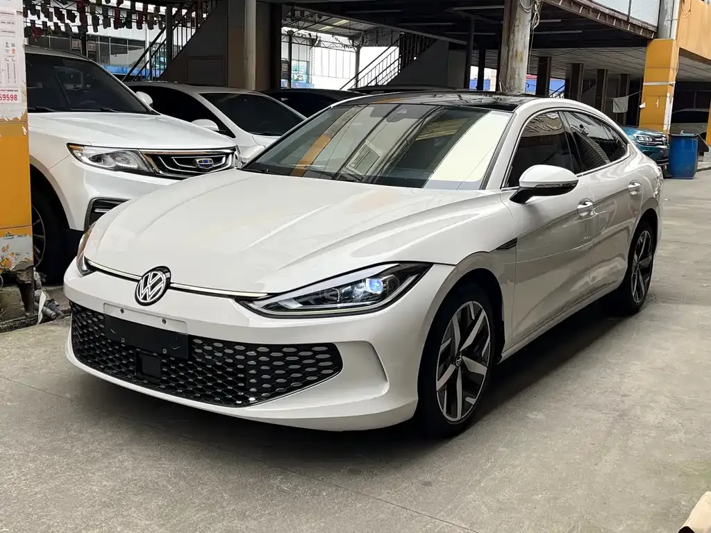 Volkswagen Lamando 2023 из CN, фото 1