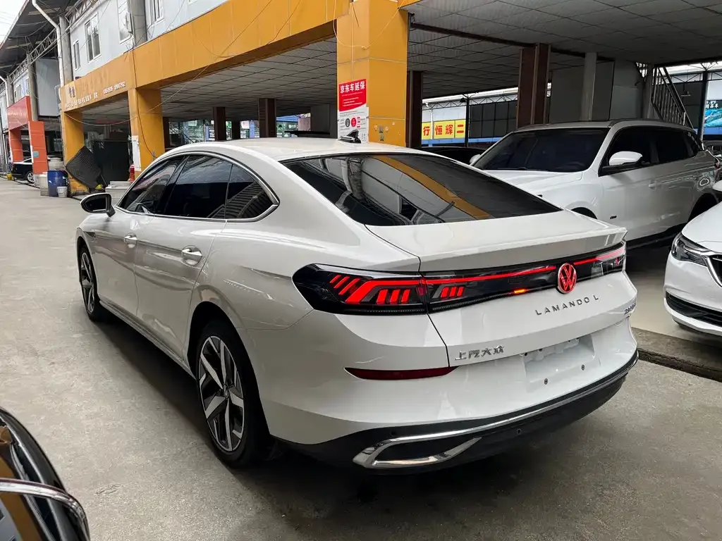 Volkswagen Lamando 2023 из CN, фото 9