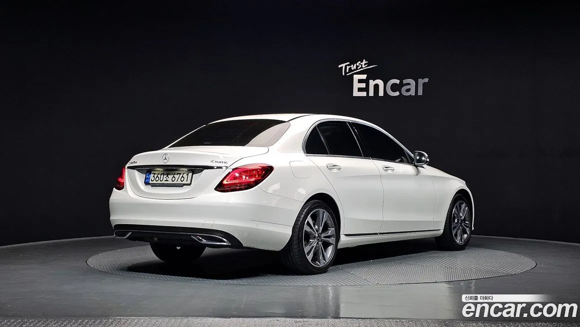 Mercedes-Benz C-Class 2021 из KR, фото 2