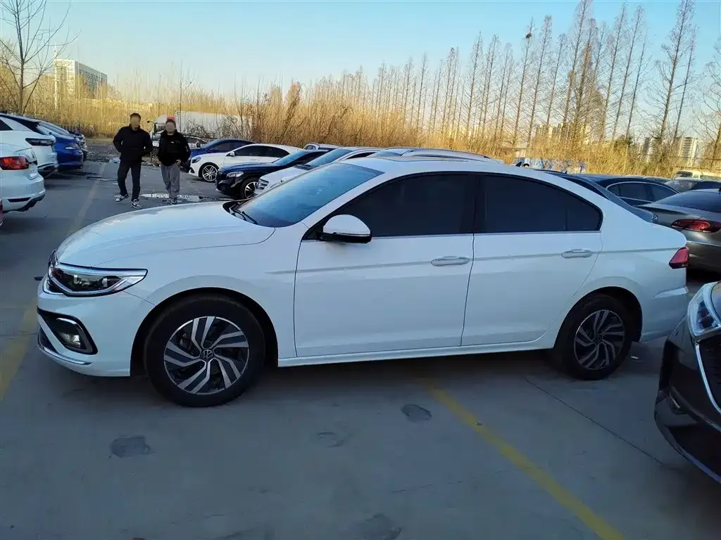 Volkswagen Bora 2024 из CN, фото 8