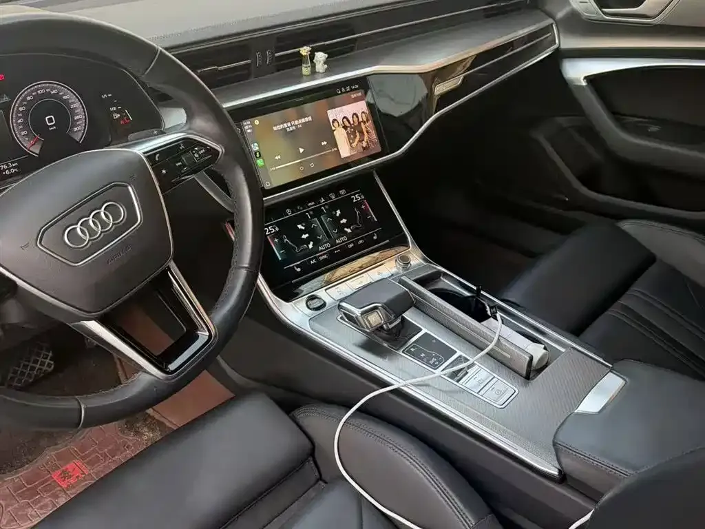 Audi A7 2024 из CN, фото 7