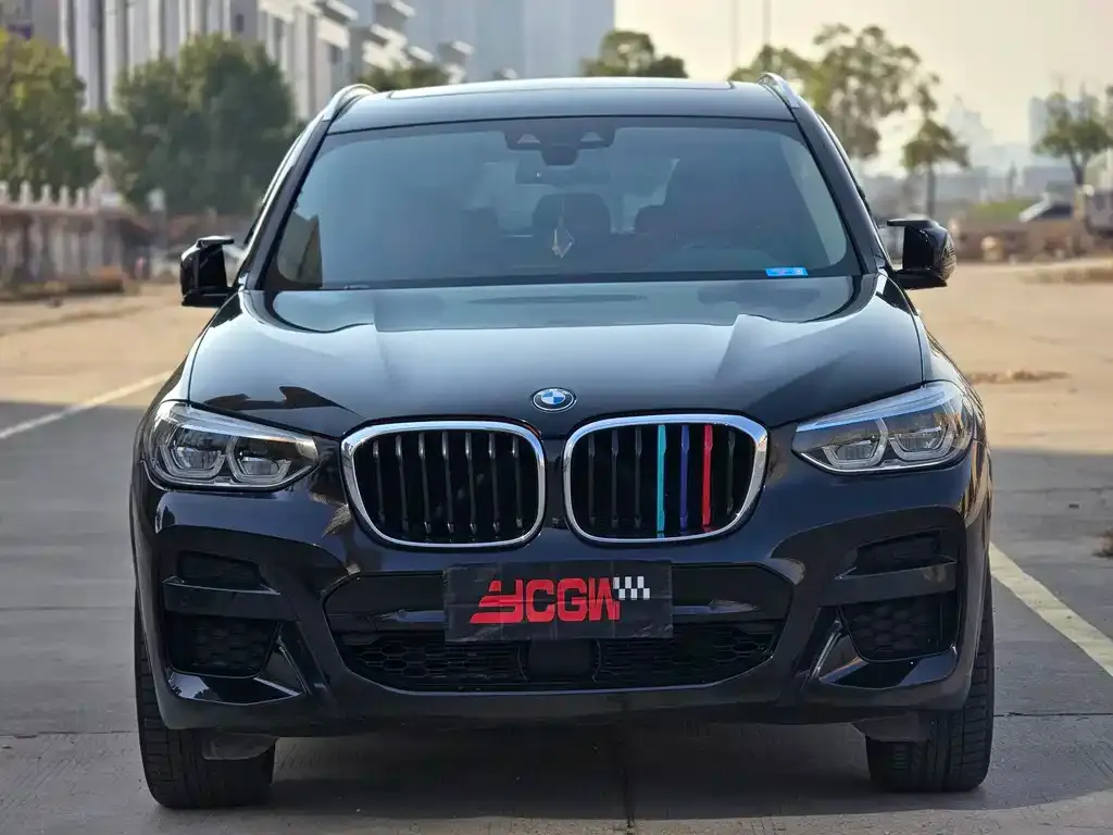 BMW X3 2022 из CN, фото 2