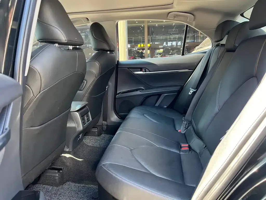 Toyota Camry 2022 из CN, фото 10