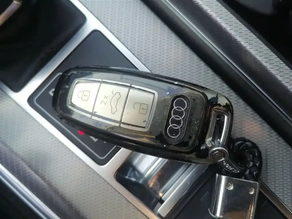Audi A6L 2021 из CN, фото 6