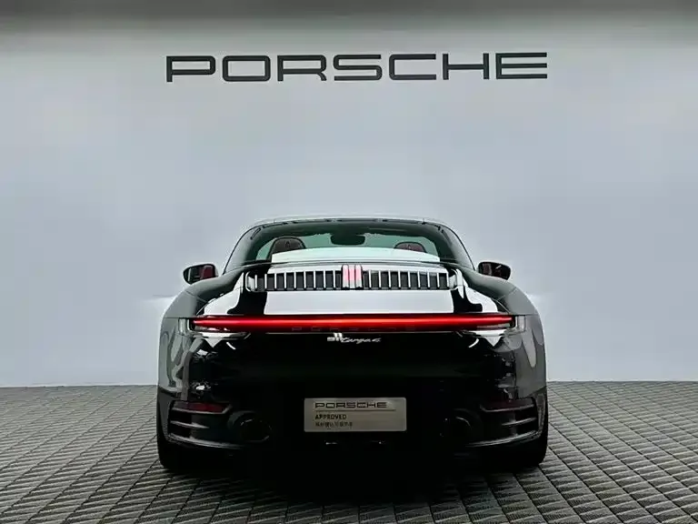 Porsche 911 2023 из CN, фото 4
