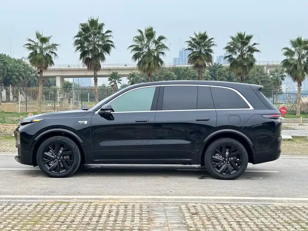 Li Auto L8 2024 из CN, фото 3