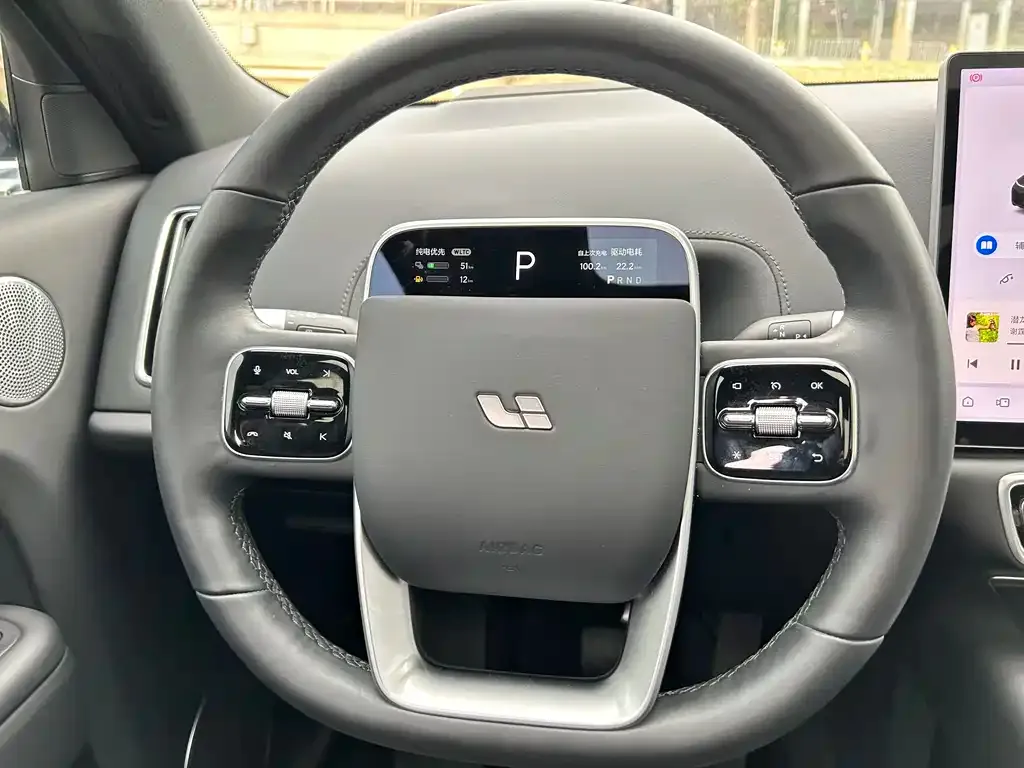 Li Auto L8 2024 из CN, фото 6