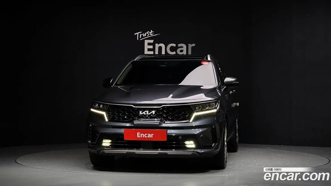 Kia Sorento — фото 7