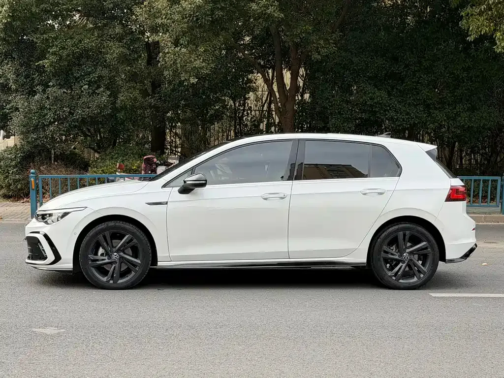 Volkswagen Golf 2021 из CN, фото 8
