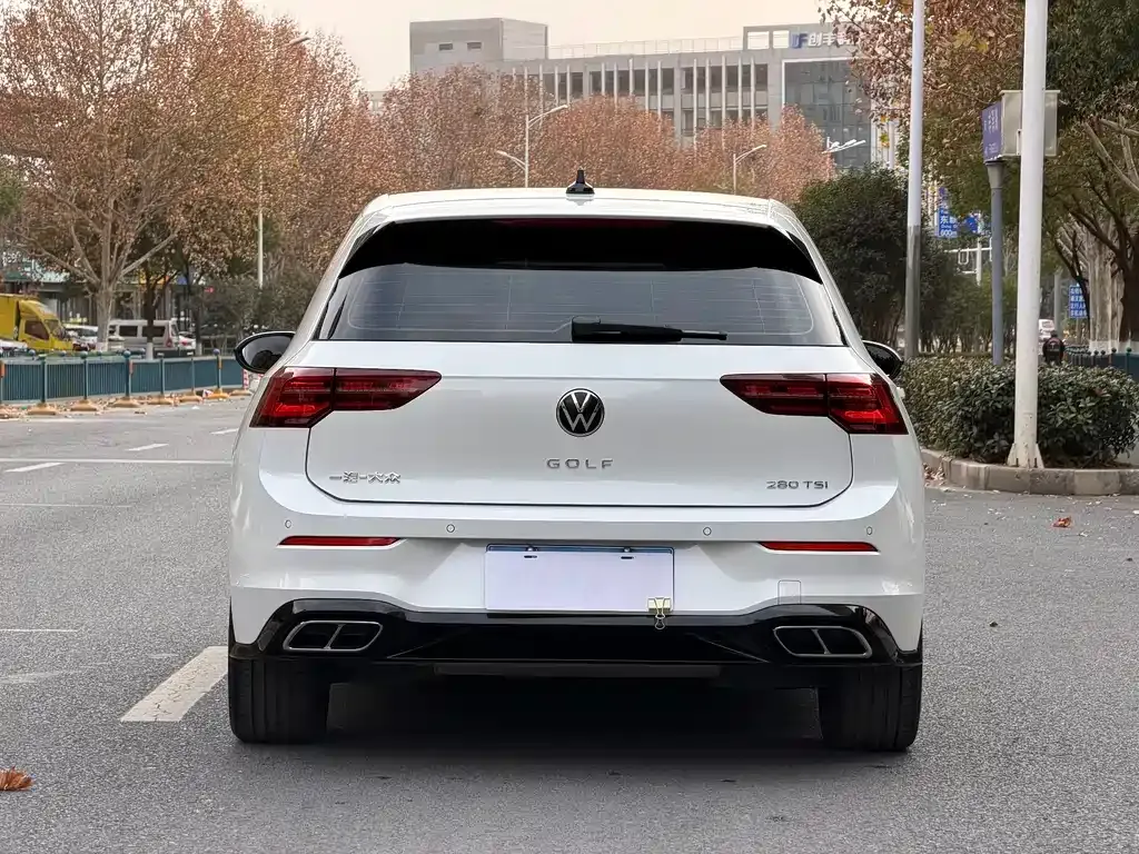 Volkswagen Golf 2021 из CN, фото 5