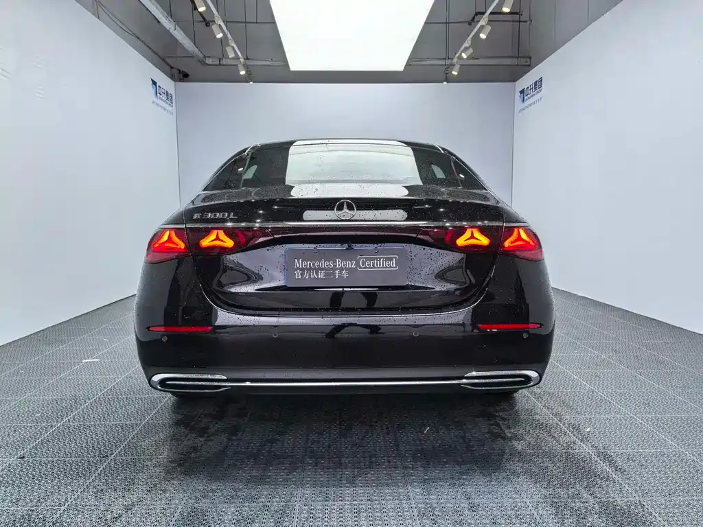 Mercedes-Benz E-Class 2025 из CN, фото 5