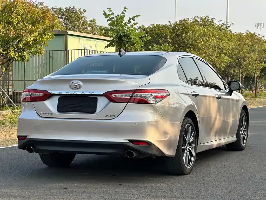 Toyota Camry 2021 из CN, фото 4