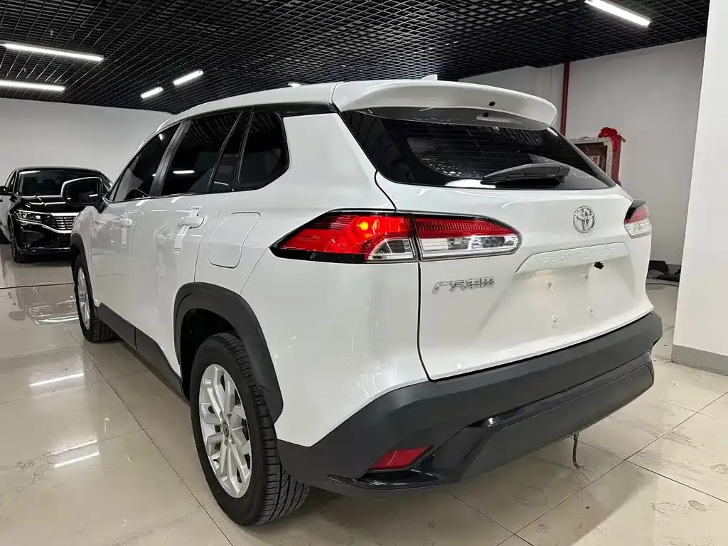 Toyota Frontlander 2024 из CN, фото 8