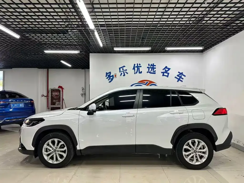 Toyota Frontlander 2024 из CN, фото 9