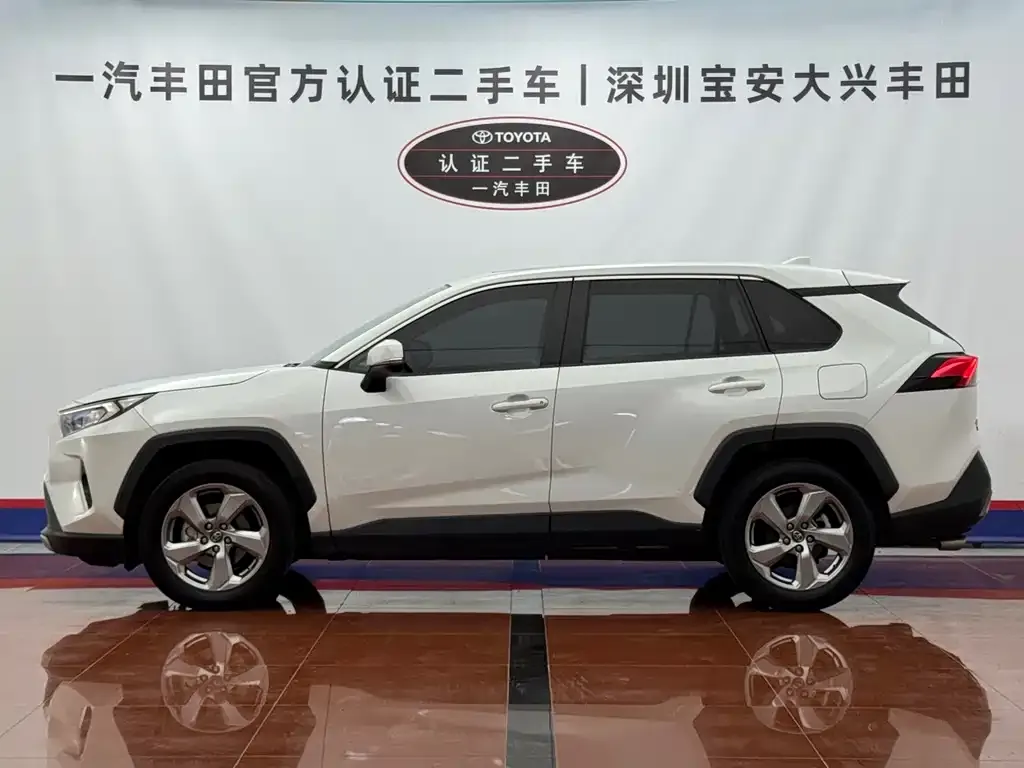 Toyota RAV4 2022 из CN, фото 9