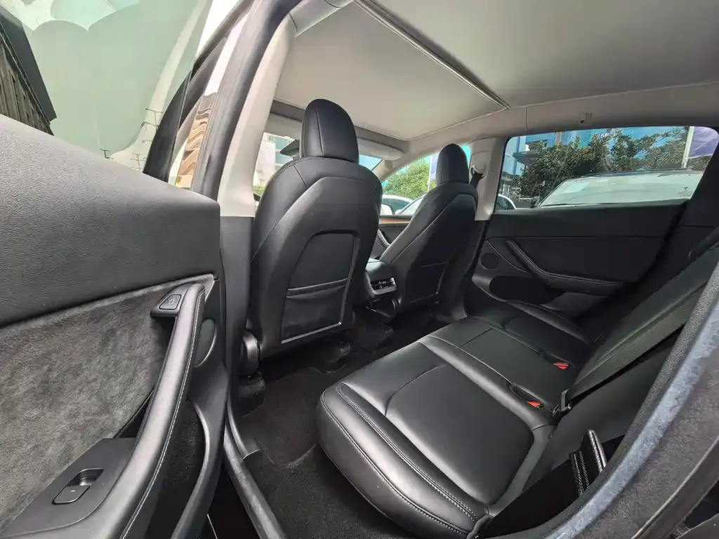 Tesla Model Y 2022 из CN, фото 7