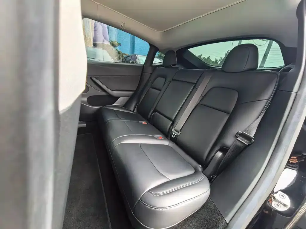 Tesla Model Y 2022 из CN, фото 9