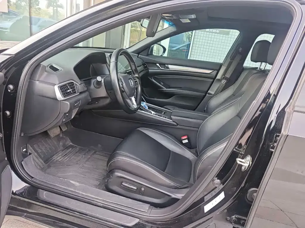 Honda Inspire 2022 из CN, фото 4