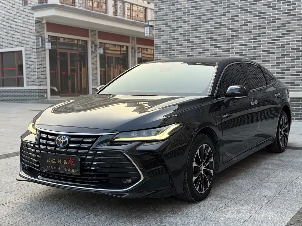 Toyota Avalon 2023 из CN, фото 1