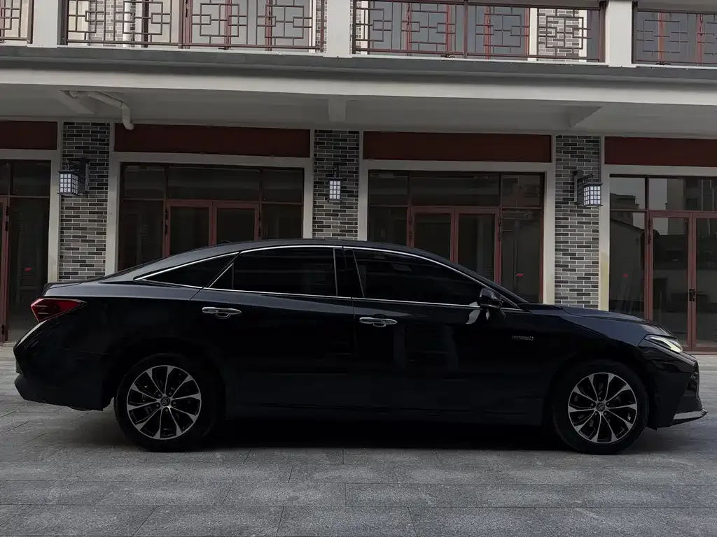 Toyota Avalon 2023 из CN, фото 4