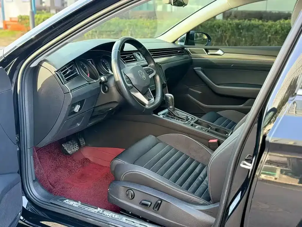 Volkswagen Magotan 2022 из CN, фото 3