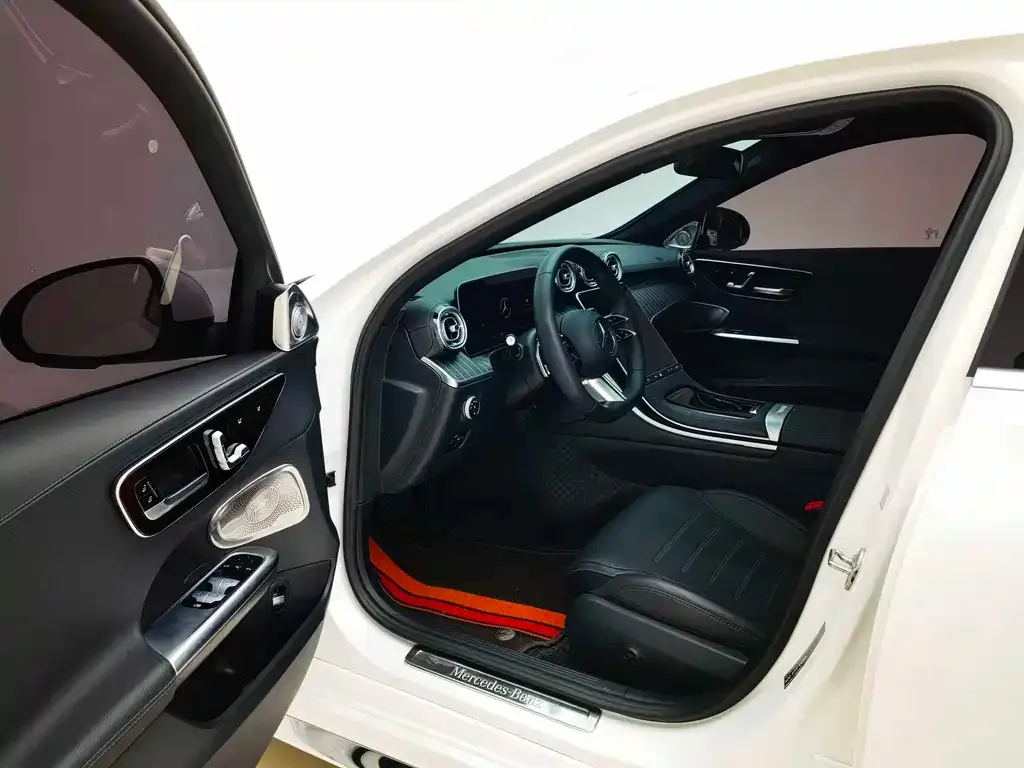 Mercedes-Benz C-Class 2023 из CN, фото 4