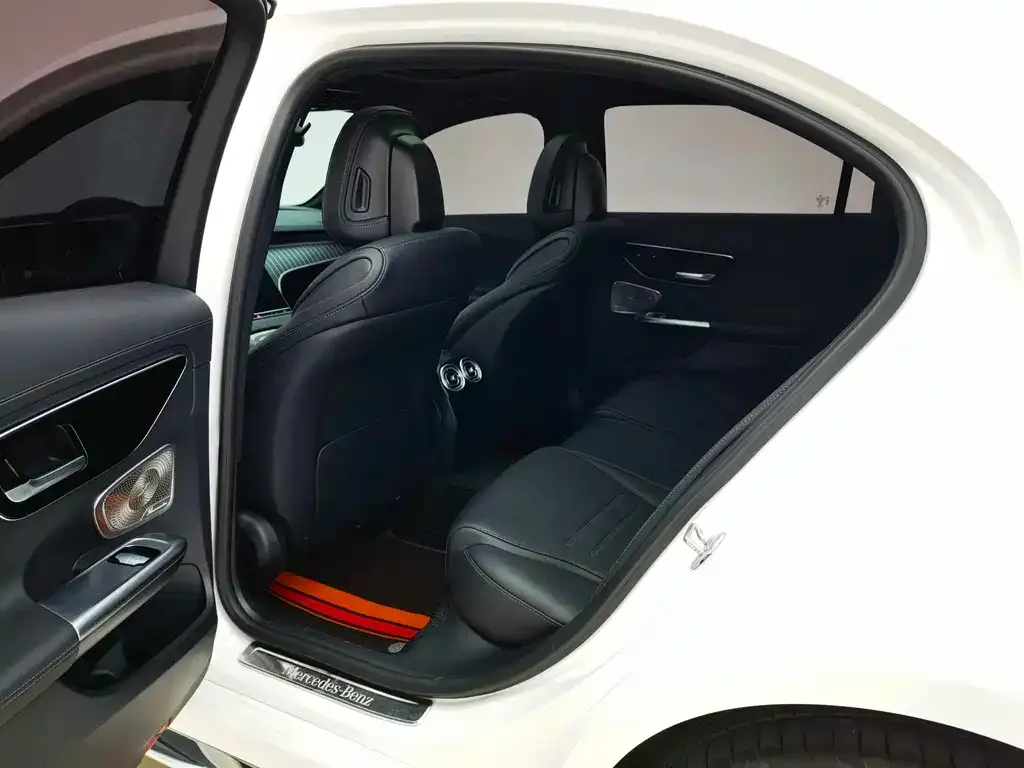 Mercedes-Benz C-Class 2023 из CN, фото 8