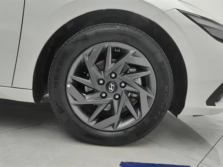 Hyundai Elantra 2024 из CN, фото 3