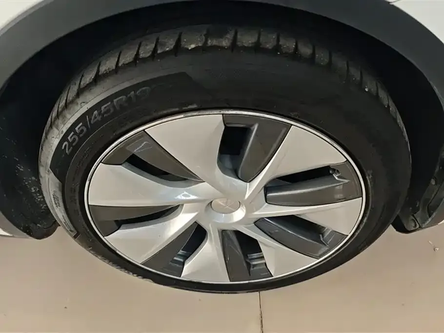 Tesla Model Y 2022 из CN, фото 10