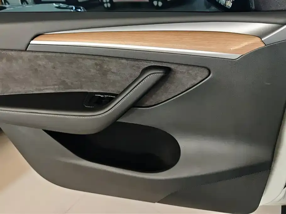 Tesla Model Y 2022 из CN, фото 5