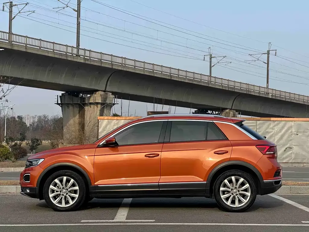Volkswagen T-Roc 2021 из CN, фото 4