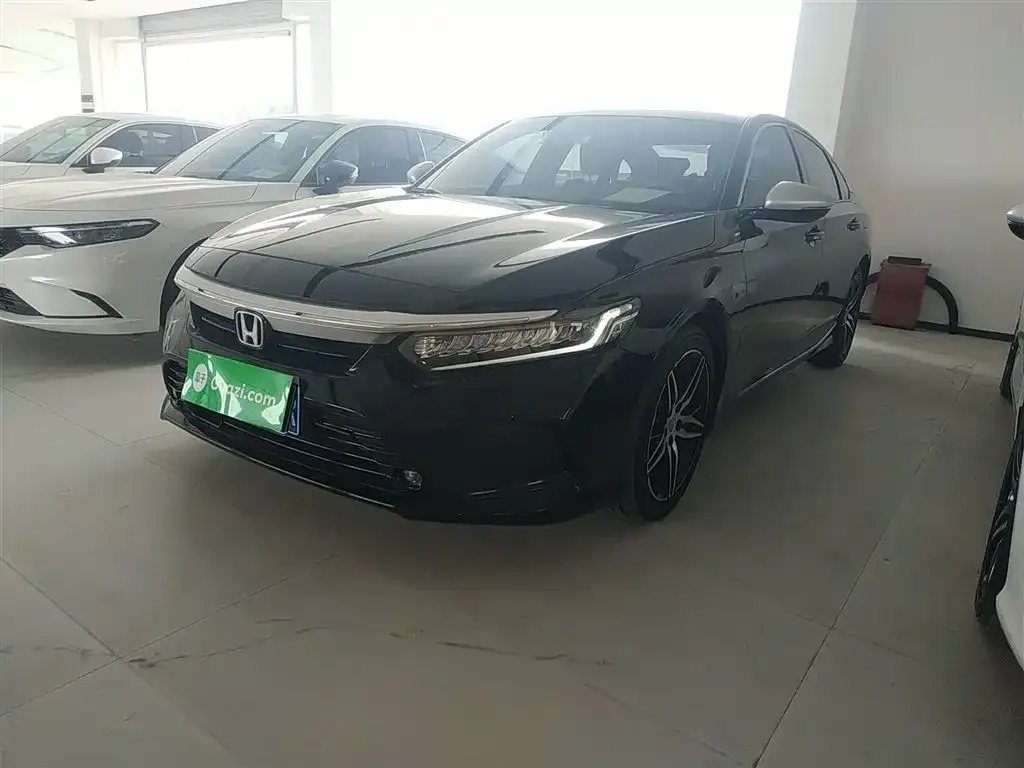 Honda Inspire 2023 из CN, фото 1