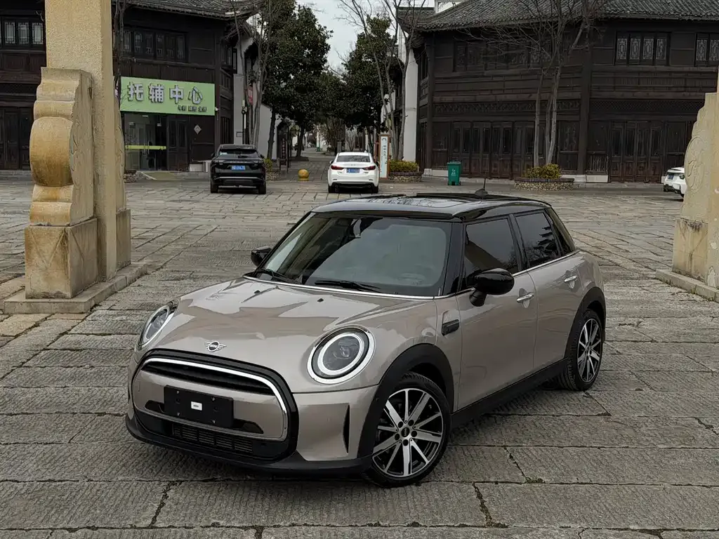MINI Cooper (3-door) 2022 из CN, фото 1