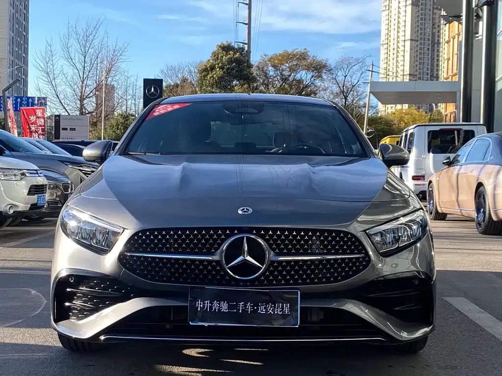 Mercedes-Benz A-Class 2023 из CN, фото 7