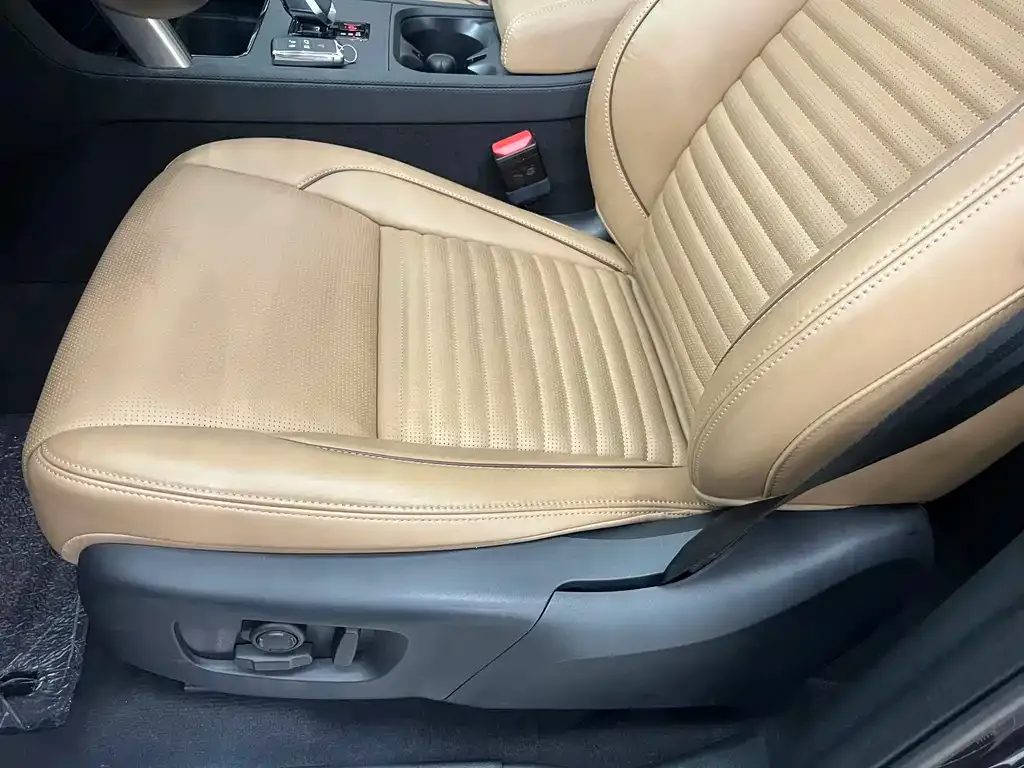 Land Rover Discovery Sport 2023 из CN, фото 2