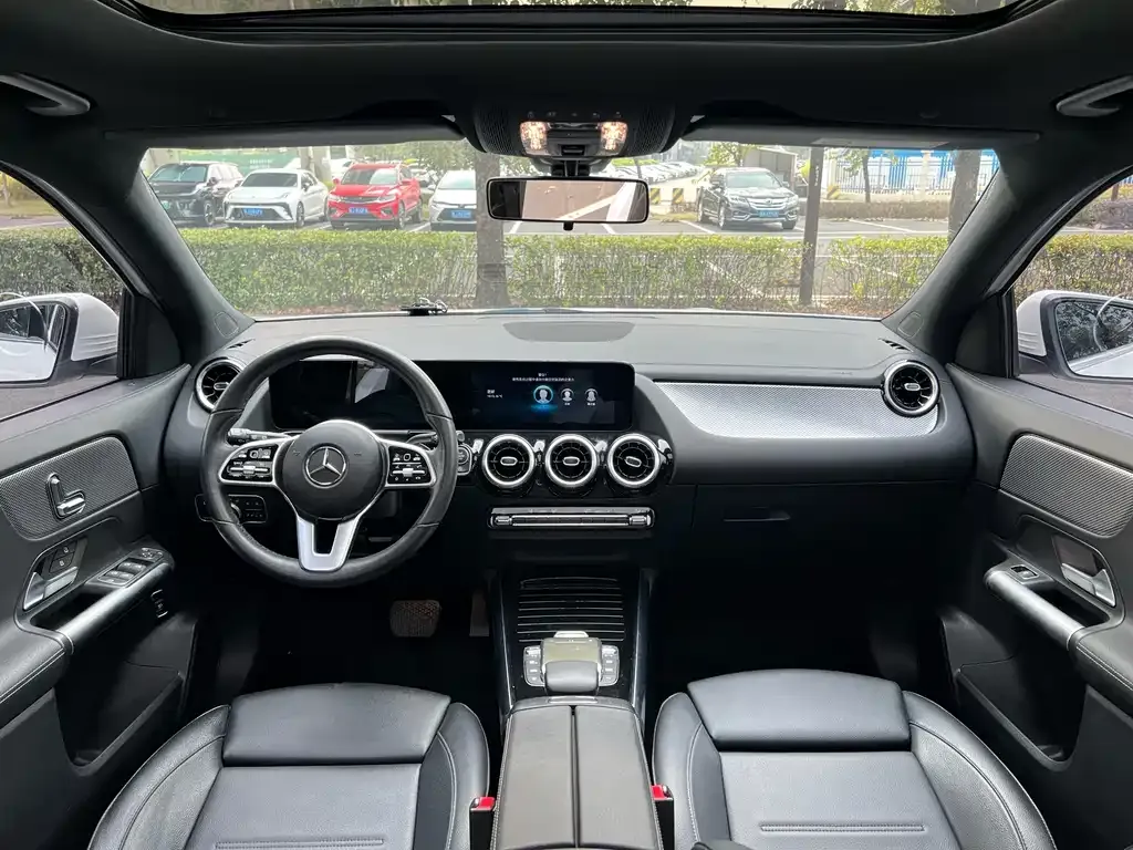 Mercedes-Benz GLA — фото 8