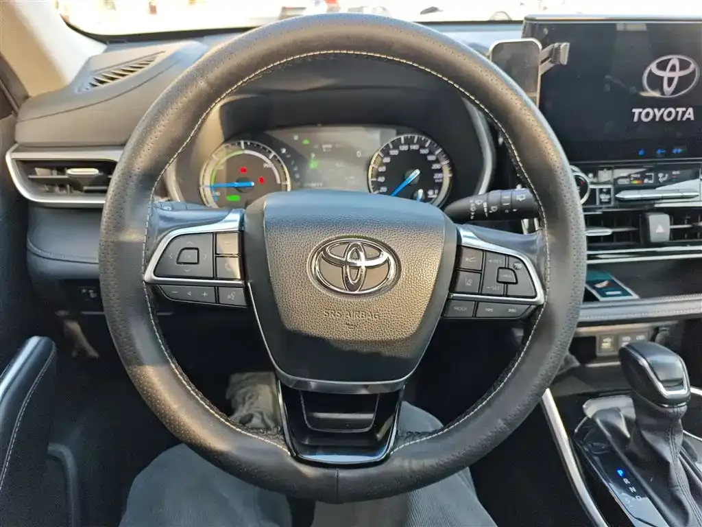 Toyota Highlander 2023 из CN, фото 7