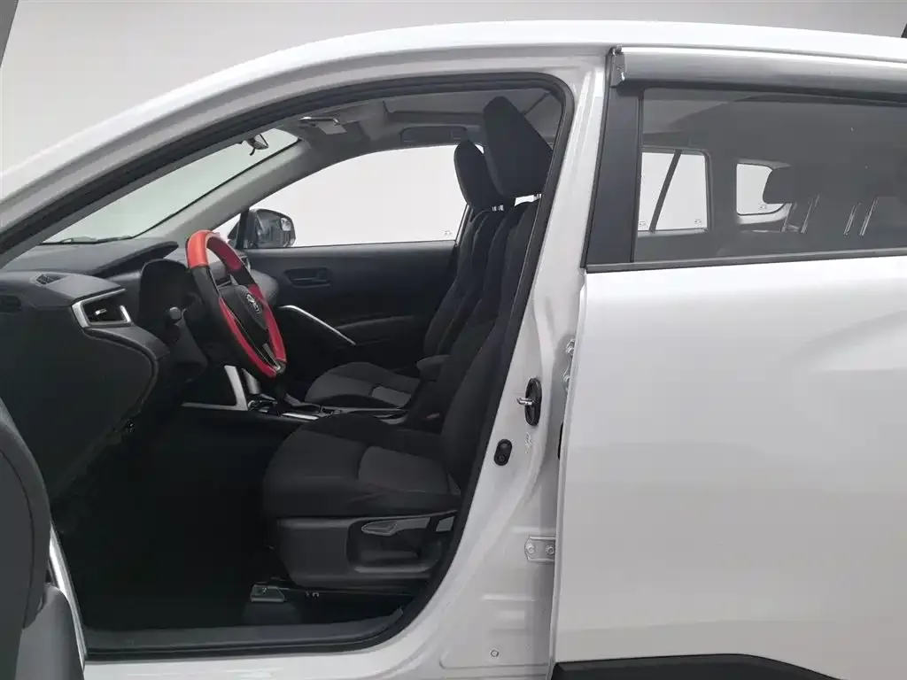 Toyota Frontlander 2022 из CN, фото 3
