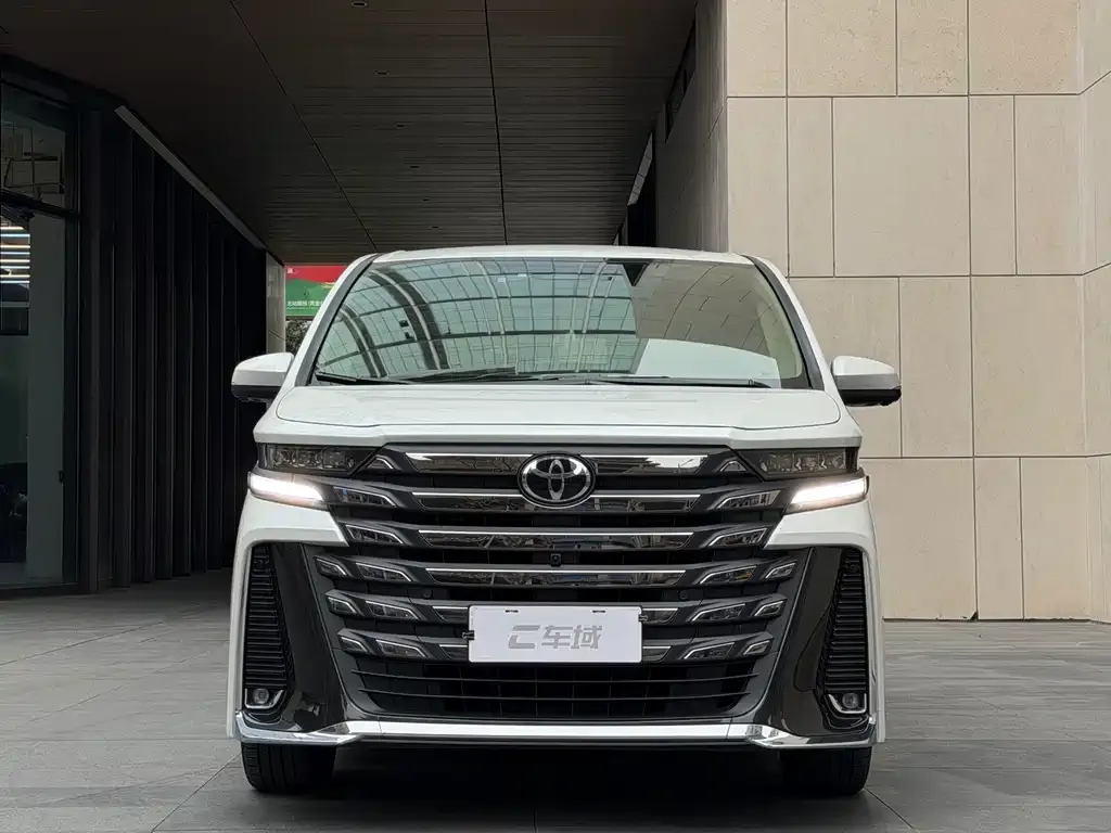 Toyota Vellfire 2024 из CN, фото 6