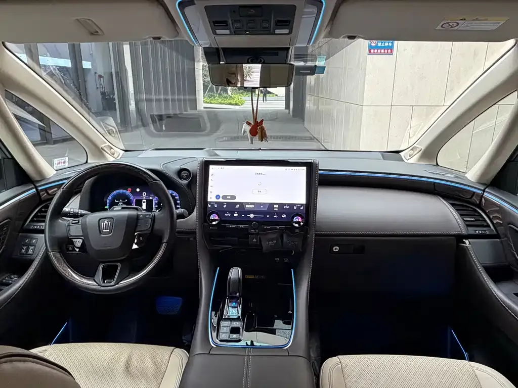 Toyota Vellfire 2024 из CN, фото 8
