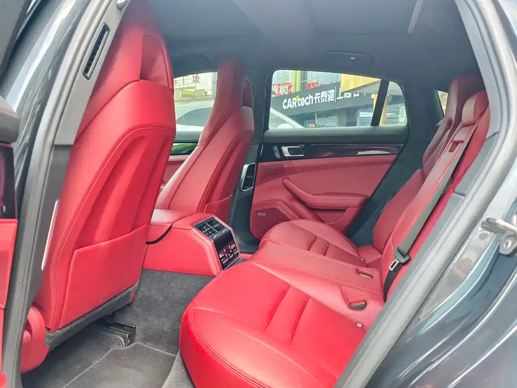 Porsche Panamera 2022 из CN, фото 2