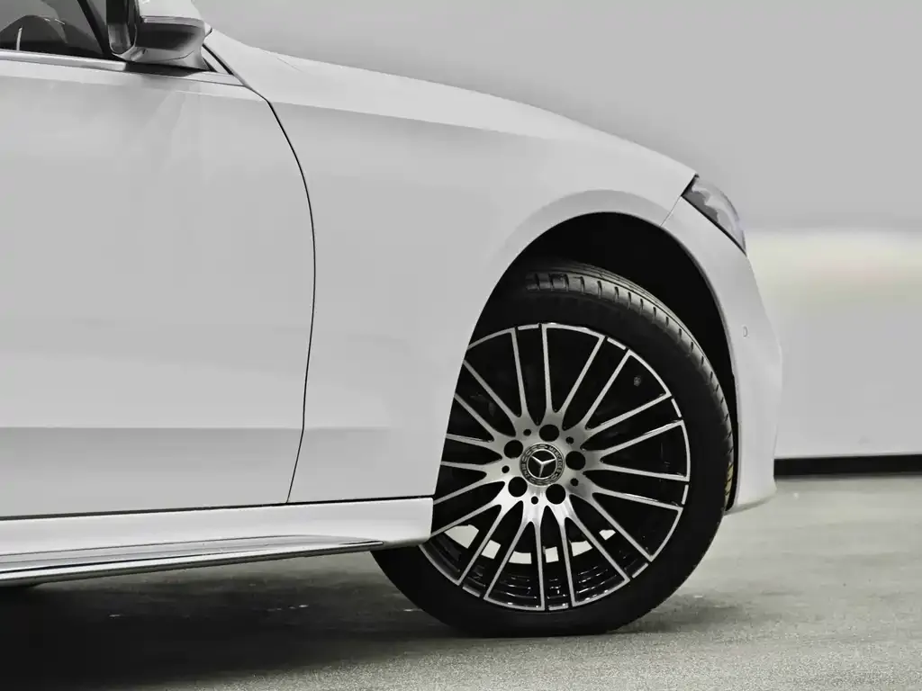 Mercedes-Benz C-Class — фото 9