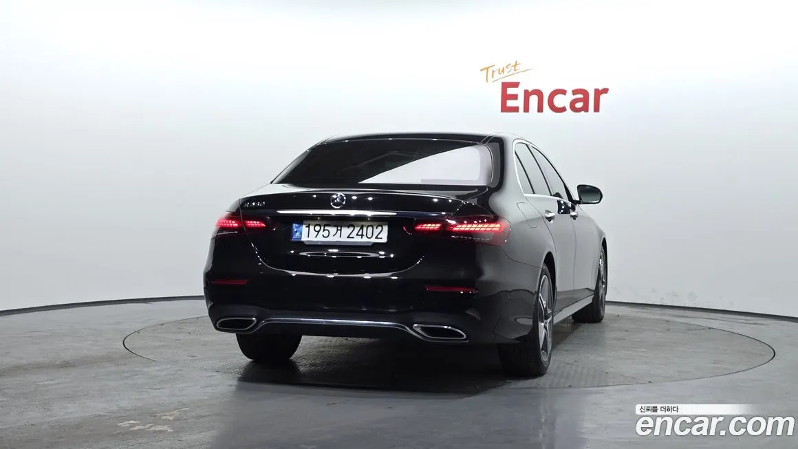 Mercedes-Benz E-Class 2023 из KR, фото 3