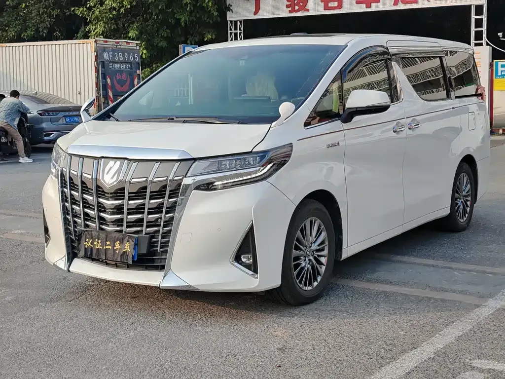 Toyota Alphard 2021 из CN, фото 1