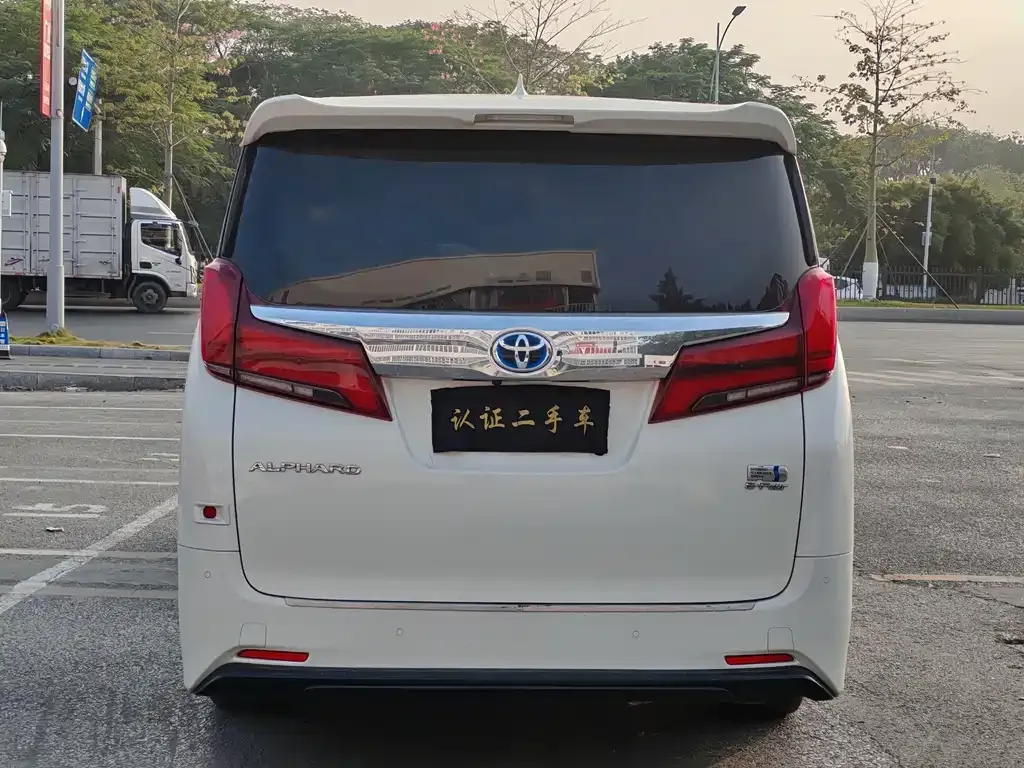 Toyota Alphard 2021 из CN, фото 4
