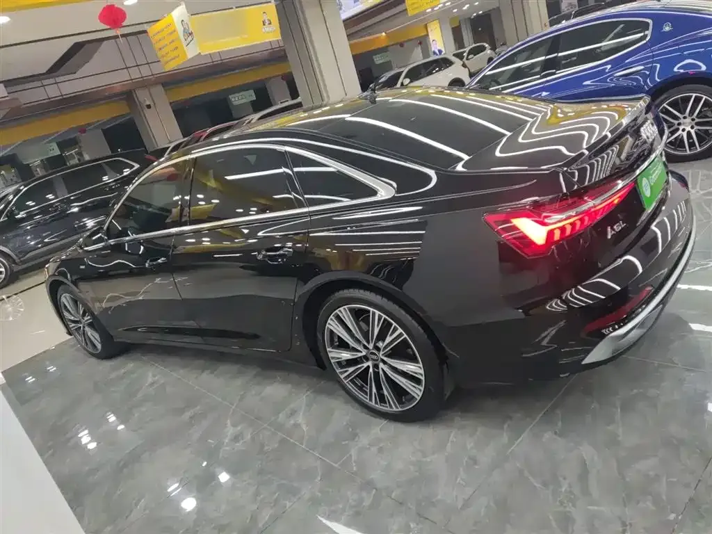 Audi A6L 2025 из CN, фото 4