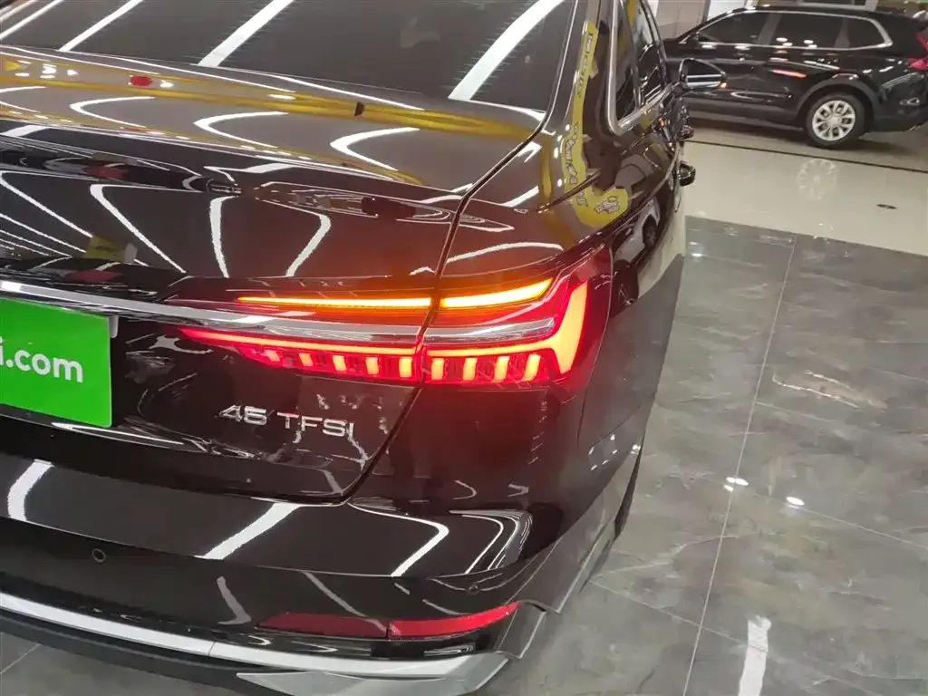 Audi A6L 2025 из CN, фото 7