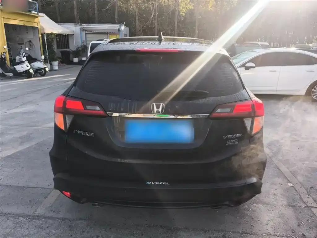 Honda Vezel 2021 из CN, фото 3