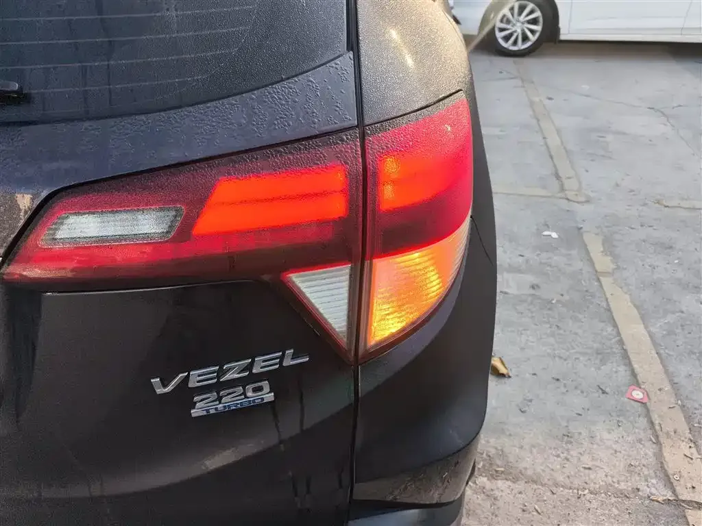 Honda Vezel 2021 из CN, фото 4