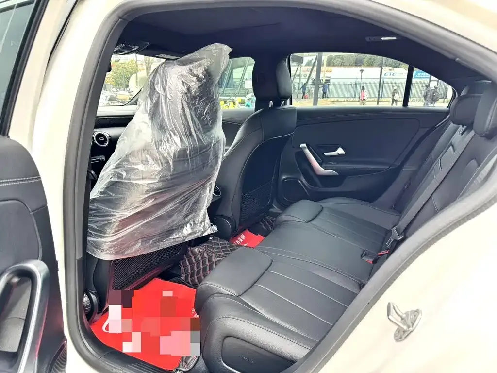 Mercedes-Benz A-Class 2023 из CN, фото 6